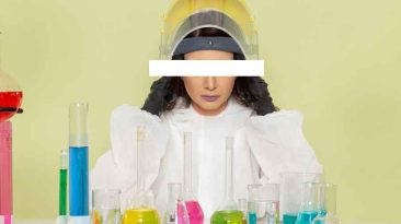 Top-10-Women-Reshaping-the-Landscape-of-Biotechnology